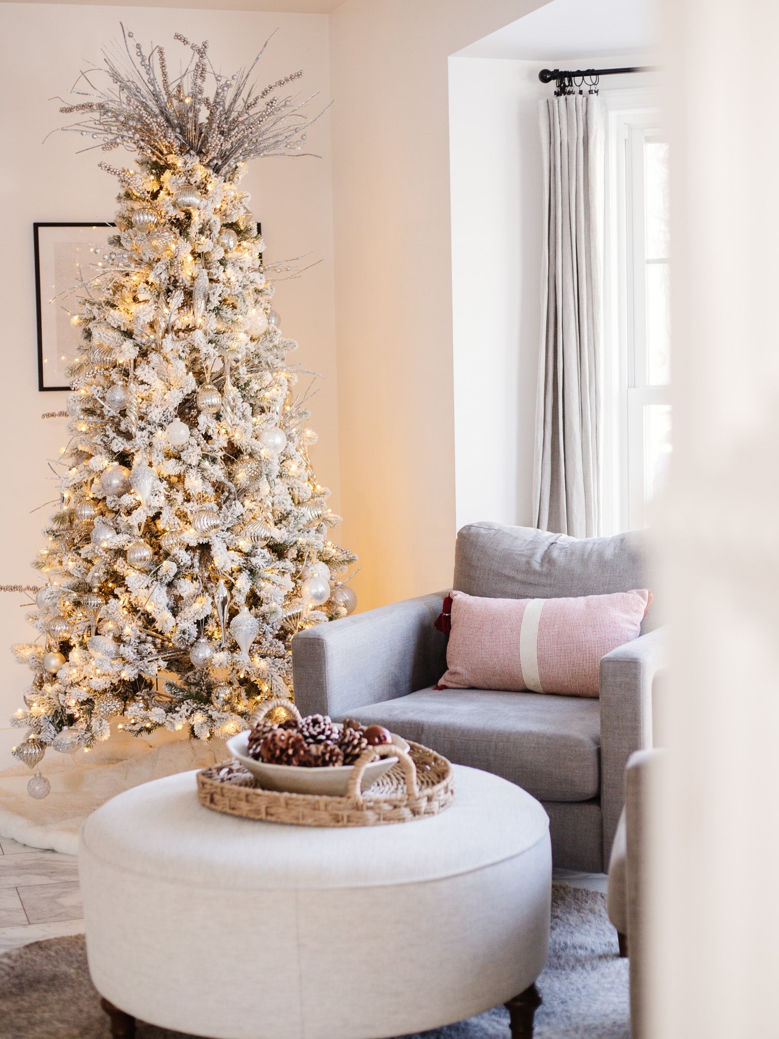 7.5' King Flock® Artificial Christmas Tree Unlit