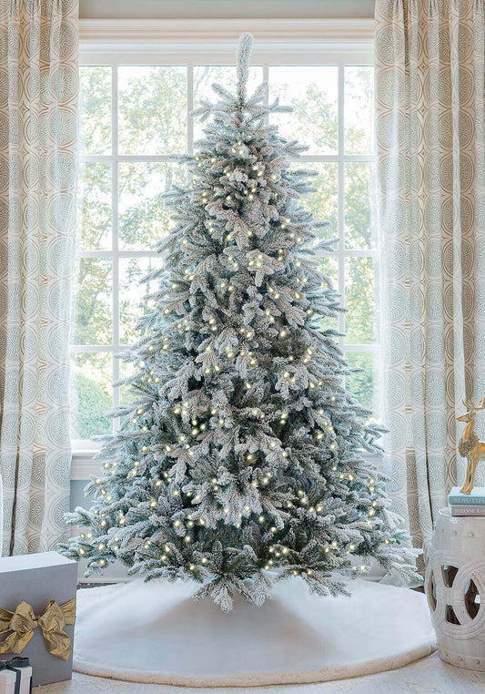 7.5'  Artificial Christmas Tree with 800 Warm White LED Lights